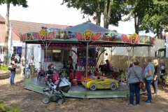 P1460938