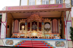 P1004470