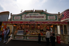 P1007569
