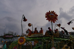 P1007762