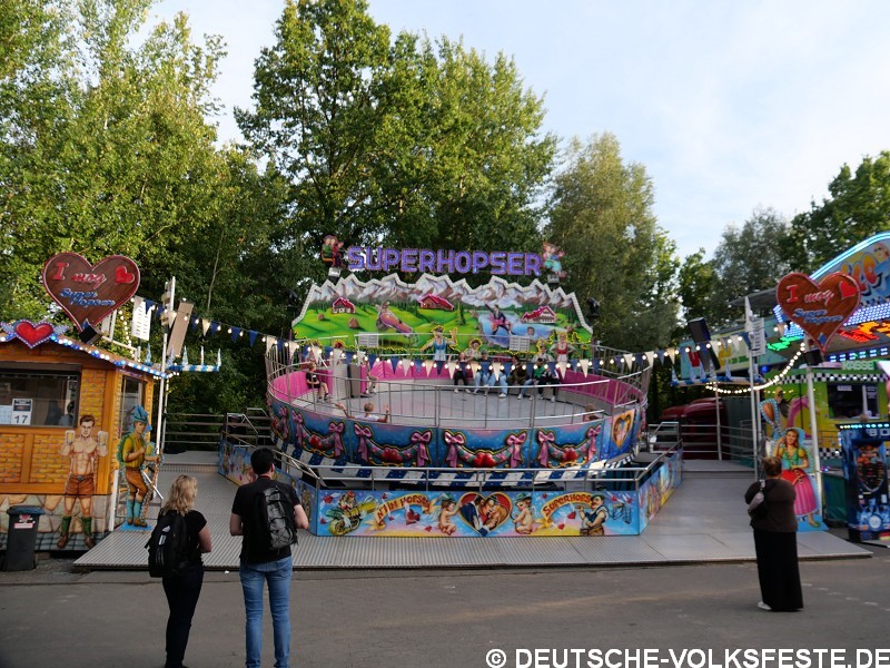 P1028741