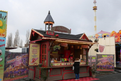 P1038558