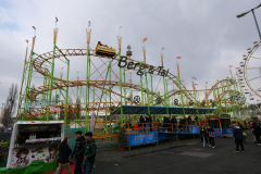 P1038560