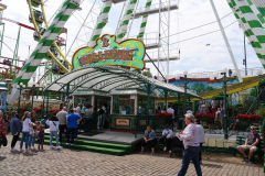 P1053679