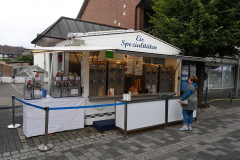 P1057556