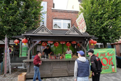 P1057558