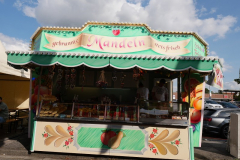 P1057843