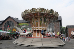 P1075378