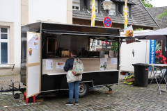 P1074953