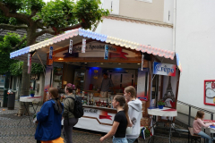P1075982