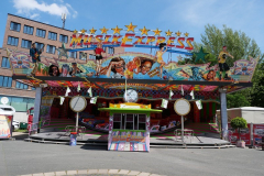 P1076695