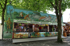 P1077056