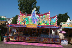 P1077333