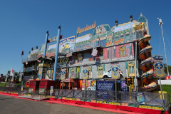 P1077341