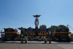 P1077380