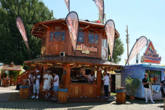 P1077525