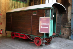 P1089908