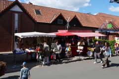 P1093441