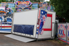 P1094768