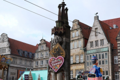 P1102848