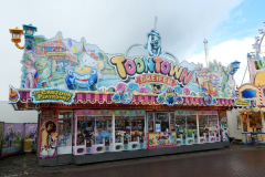 P1102935