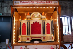 P1106483