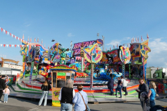 P1108808