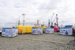 P1123599