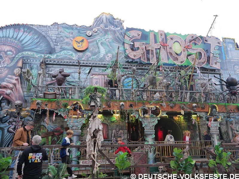 P1126208