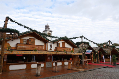 P1127893